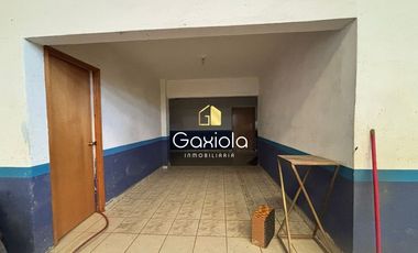 Se RENTA Bodega de 2 niveles, ubicada en Calz. Aeropuerto, Col. Bachigualato