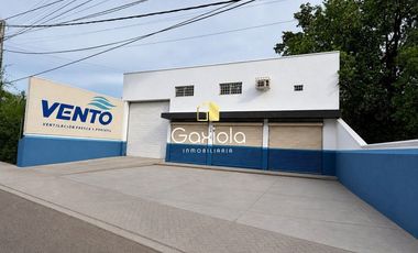 Se RENTA Bodega de 2 niveles, ubicada en Calz. Aeropuerto, Col. Bachigualato
