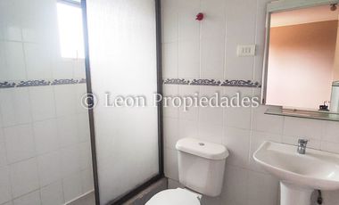 Se vende o arrienda con compromiso de compraventa, parcela con casa en condominio, Los Naranjos, Curacaví.