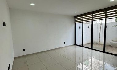 Casa en Venta dentro de El Pilar Residencial, San Agustin, Tlajomulco