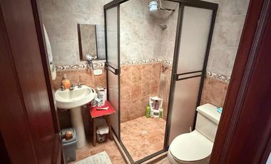 Casa en venta con 2 apartamentos independientes Calarcá - Quindío
