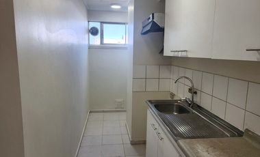 Departamento en arriendo/ 3D + 2B + Est. + Bodega.