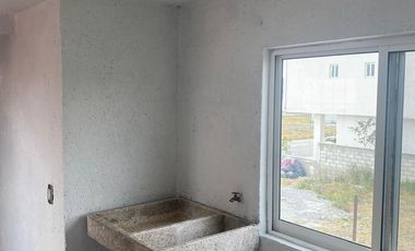 EXCELENTE CASA EN RENTA EN METEPEC