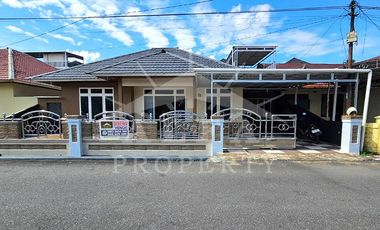 Sewakan Cepat! Rumah 4Kt Sekuriti 24/7 Dekat Sekolah & Kuliner