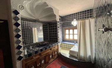 RENTO CUARTO CON BAÑO ZONA CENTRO EN SAN MIGUEL DE ALLENDE GUANAJUATO