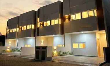 Rumah di Limo Dekat Meruyung Raya, Toll Limo, Stasiun Depok, KUA Limo, Living Plaza, Puskesmas Cinere, Jaksel