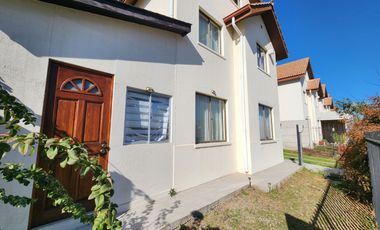 Se arrienda hermosa casa en El Polo, Machali