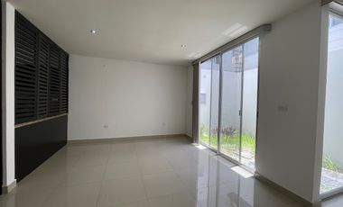 Casa en renta. Privada Domus. Fracc. Bonanza, Tabasco 2000. Villahermosa.