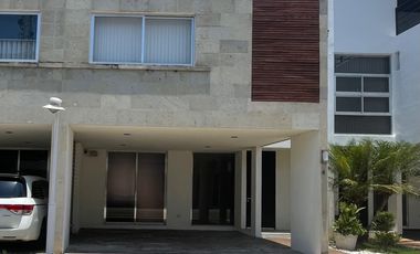 Casa en renta. Privada Domus. Fracc. Bonanza, Tabasco 2000. Villahermosa.