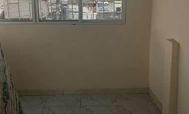 ALQUILER DE CASA MULTIFAMILIAR, CUENTA CON UN DEPARTAMENTO Y DOS SUITE