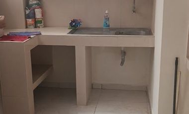 ALQUILER DE CASA MULTIFAMILIAR, CUENTA CON UN DEPARTAMENTO Y DOS SUITE