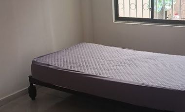 ALQUILER DE CASA MULTIFAMILIAR, CUENTA CON UN DEPARTAMENTO Y DOS SUITE