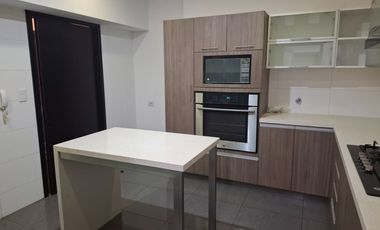 VENTA DPTO 145 M2 EN CIRC.GOLF LOS INCAS: 3 HABIT, 2.5 BAÑ, 2 ESTAC PARALLOS, $ 400,000