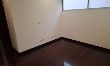 VENTA DPTO 145 M2 EN CIRC.GOLF LOS INCAS: 3 HABIT, 2.5 BAÑ, 2 ESTAC PARALLOS, $ 400,000