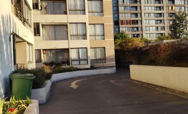DEPARTAMENTO 24 DE GRAN AVENIDA FRENTE MUNICIPALIDAD LA CISTERNA A CUADRAS METRO E INTERMODAL LA CISTERNA