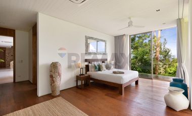 Award Worthy 4 Bedroom Luxury Sea View Villa in Taling Ngam, Koh Samui