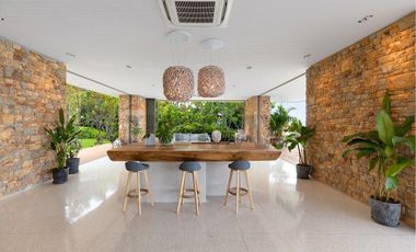 Award Worthy 4 Bedroom Luxury Sea View Villa in Taling Ngam, Koh Samui