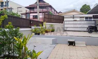 Single Houses in Prime Bophut, 2 Mins to International School of Samui