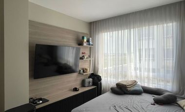 Departamento Semi Amoblado en Venta en San Bernardo III Samborondón | 2 Habitaciones Frente al Área Social