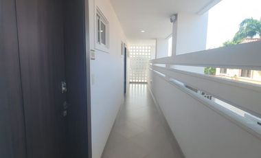 Departamento Semi Amoblado en Venta en San Bernardo III Samborondón | 2 Habitaciones Frente al Área Social