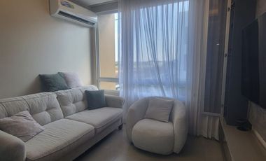 Departamento Semi Amoblado en Venta en San Bernardo III Samborondón | 2 Habitaciones Frente al Área Social