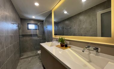 For Sale: Premium Luxury Duplex Residence with Elevator near Bonifacio Global City