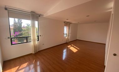 Venta de casa en Zavaleta