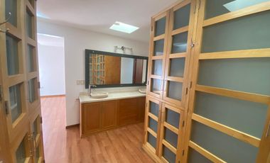 Venta de casa en Zavaleta