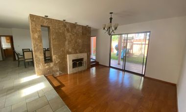 Venta de casa en Zavaleta