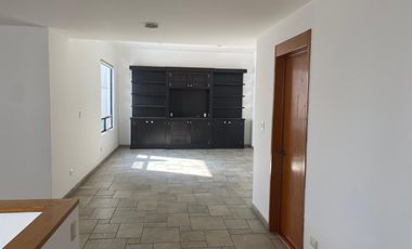 Venta de casa en Zavaleta