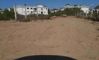 Vendo de Oportunidad terreno de 375 m2 junto a PUNTA BARANDUA, cerca PUNTA BLANCA en SANTA ELENA