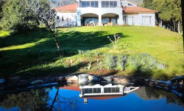 Parcela con Casa de Campo en Laguna Acúleo - Parque Antillana