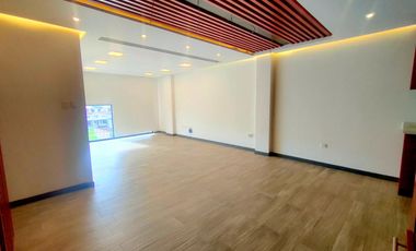 Se vende departamento vip en Amable Maria Loja Ecuador