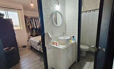 Departamento remodelado en VENTA sobre Av. Patria en El Sauz