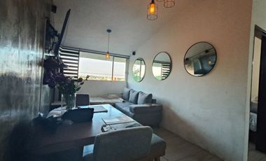 Departamento remodelado en VENTA sobre Av. Patria en El Sauz