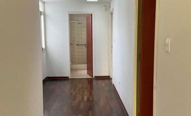 CASA EN ALQUILER EN SEGUNDO PISO GARDENIAS SURCO