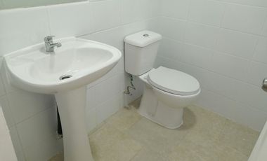 LOCAL COMERCIAL MANUEL RODRÍGUEZ SUR CON BLANCO ENCALADA, SANTIAGO, 31 M2, CON BODEGA Y ESTACIONAMIENTO