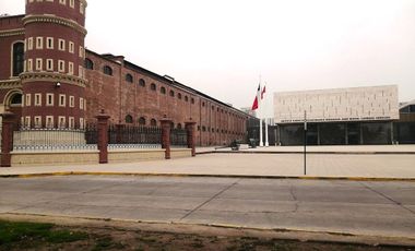 LOCAL COMERCIAL MANUEL RODRÍGUEZ SUR CON BLANCO ENCALADA, SANTIAGO, 31 M2, CON BODEGA Y ESTACIONAMIENTO