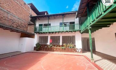 CASONA EN ALQUILER JR. ETEN, CAJAMARCA
