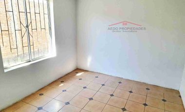 Se Arrienda Funcional Casa Aislada de un piso con Gran Terreno, Villa Padre Hurtado, Artificio,  comuna de La Calera