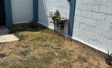 Hermosa casa amplia, cerca del tren suburbano, del centro de cuautitlan,moderna, muy iluminada,tres Recámaras.jardín propio.