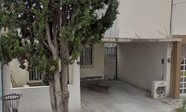 LINDA CASA EN REMATE EN  AUSTRALIA, SALTILLO, COAHUILA.