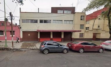 Local Comercial de 525 m2 de terreno dos niveles amplio frente 15 m