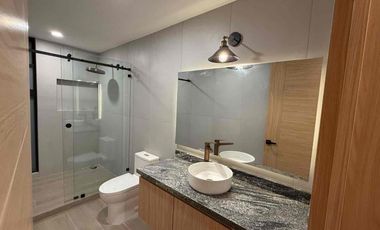 Amplia Casa en Venta, en parque Berna lomas II, 4 Recámaras