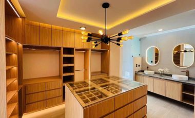 Amplia Casa en Venta, en parque Berna lomas II, 4 Recámaras