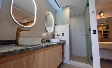 Amplia Casa en Venta, en parque Berna lomas II, 4 Recámaras