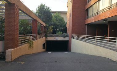 Se Vente Estacionamiento subterráneo en Jose Manuel Infante 1615 Providencia
