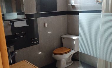 SE VENDE CASA CON EXCELENTE UBICACIÓN EN TLALNEPANTLA