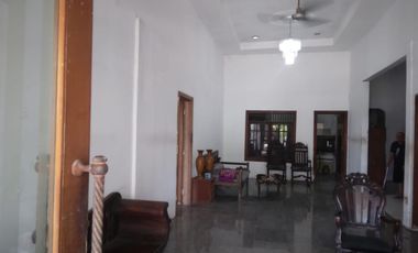 Dijual Cepat Rumah 1 Lantai, Luas, Strategis, Pinggir jalan raya,  SHM, di Kalimulya, Pondok Rajeg - Depok
