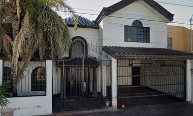 Casa en venta en Lerdo, Durango, Villa Jardín.